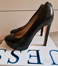Scarpe con tacco decollete Guess