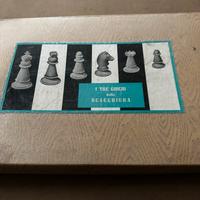 Scacchiera vintage completa con pezzi e libretto
