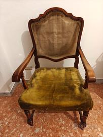 Poltrona in stile Luigi Filippo 