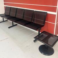 Panca in metallo 5 posti + tavolino