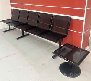 Panca in metallo 5 posti + tavolino