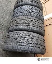 4 gomme usate invernali 285 35 22 Pirelli