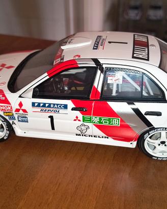 Mitsubishi Lancer 1 18 