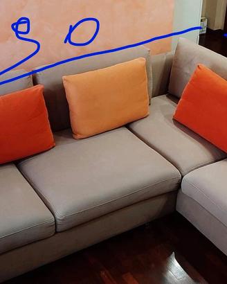 Divano con chaise longue