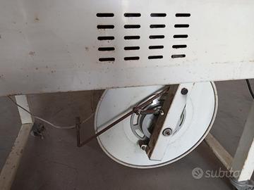 reggiatrice semiautomatica per imballo con nastro 