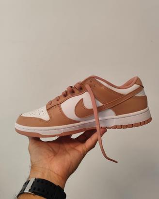 Nike Dunk Low "Rose Whisper" numero 44.5 nuove 
