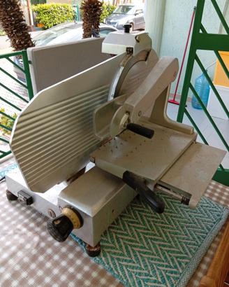 Affettatrice professionale lama 35