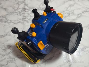 Custodia Subal per EOS50 + 50 mm macro + 2 flash