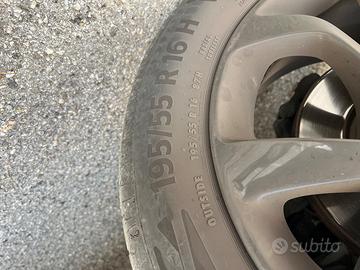 Gomme auto Continental