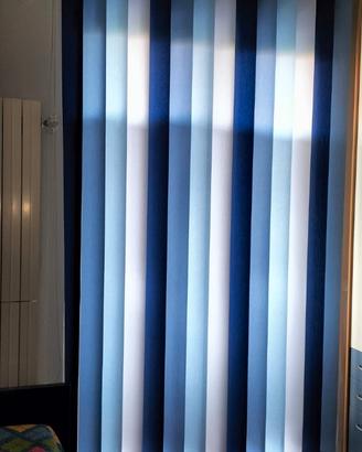 Tenda a fasce verticali