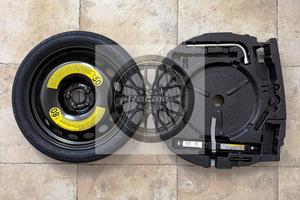 Ruotino con plastica, crick e chiave Audi A1 Polo