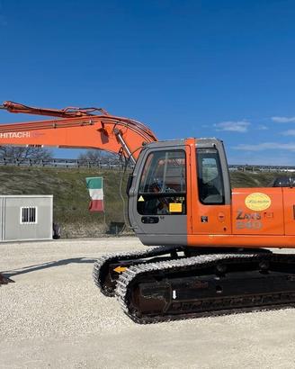 ESCAVATORE CINGOLATO HITACHI ZX 240