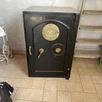 Cassaforte antica