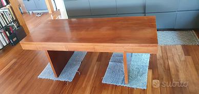 scrivania moderna tavolo legno noce