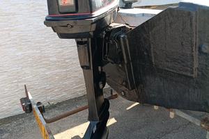 Barca 4.20mt con motore Evinrude 20cv