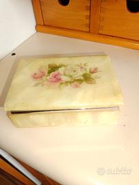 portagioie vintage in alabastro 