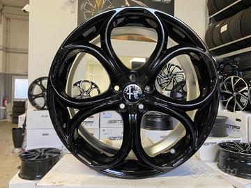 Cerchi Alfa Romeo raggio 19 cod.2837