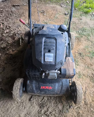 tagliaerba a scoppio