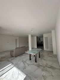 Scala greca appartamento grande