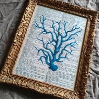 Cornice con poster corallo turchese