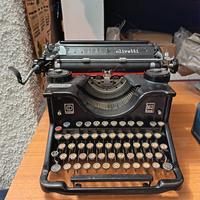 Macchina da scrivere - Olivetti