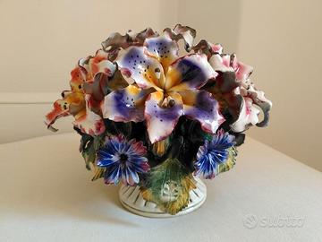 Centrotavola Capodimonte fiori