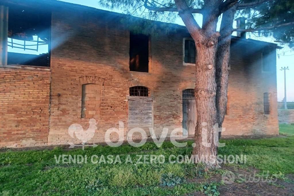 Villa di 178 m² con più di 5 locali a Conselice - Vista 4