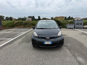 Toyota Aygo 1.0 12V VVT-i 5 porte Deep Ocean Conne
