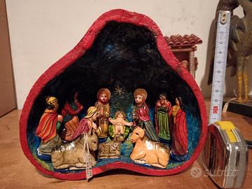 Presepe in carta pesta a forma di zucca Peru'