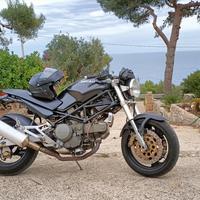Ducati Monster 750