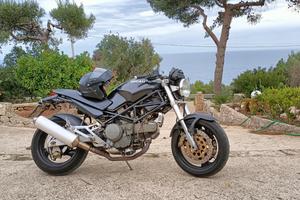 Ducati Monster 750
