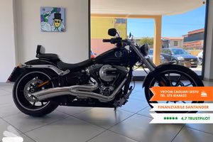 Harley-Davidson Softail Breakout Harley-Davidso...