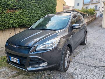 Ford Kuga 2015 2.0 titanium 2wd 98.000 km