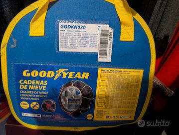 set di catene da neve metalliche Goodyear nuove 