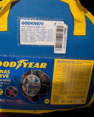 set di catene da neve metalliche Goodyear nuove 