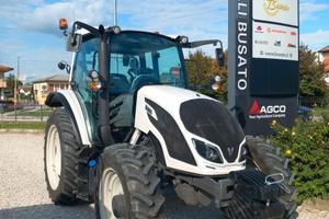 Trattore Valtra A 104