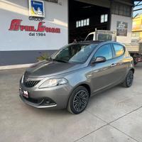 Lancia Ypsilon 1.0 FireFly 5 porte S&S Hybrid Silv