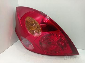STOP FANALE POSTERIORE DESTRO KIA Cee'd 1° Serie