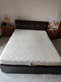 letto matrimoniale con cassettone 