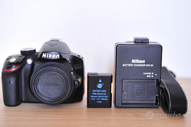 Nikon D3200 - Perfetta - sensore da 24.2 MP