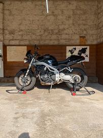 Triumph SpeedTriple 955 anno 1999
