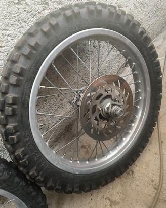 Yamaha DT 50 più ruote da cross
