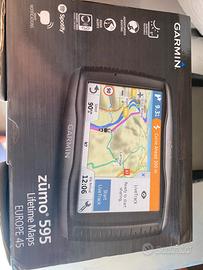 Navigatore Garmin Zumo 595