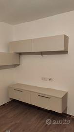 Parete attrezzata   L 180  x H 37 x W45cm