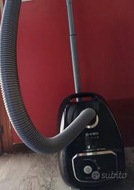 Aspirapolvere Bosch serie 4