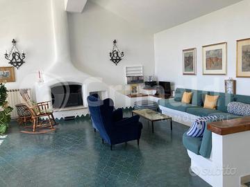 Villa o villino Castelnuovo di Porto [VG05/26VRG]
