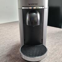 Vertuo Plus Deluxe Titan D

Caffè Automatico