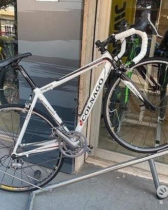 Bici da corsa colnago