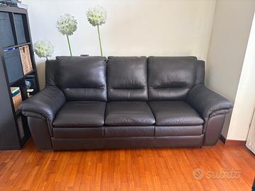 Divano letto matrimoniale in pelle Natuzzi