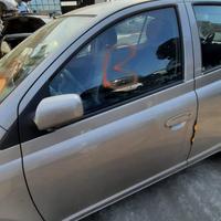 TOYOTA YARIS 2004 - PORTA ANTERIORE SINISTRO